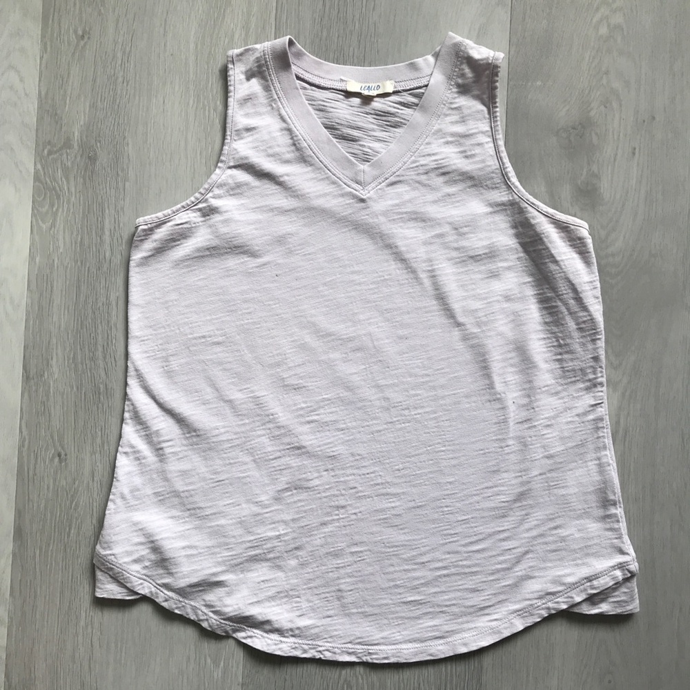 LEALLO T SHIRT LAVENDER PURPLE V NECK SLEEVELESS COTTON BASIC BLANK WOMENS XS